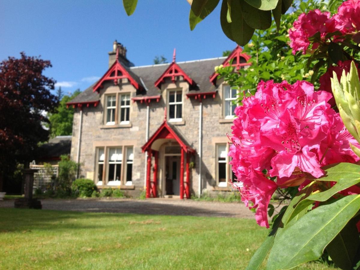 Annslea Guest House Pitlochry Bagian luar foto